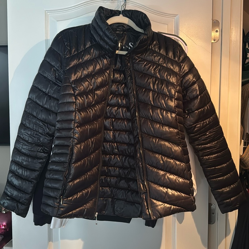 Guess puffer jacket